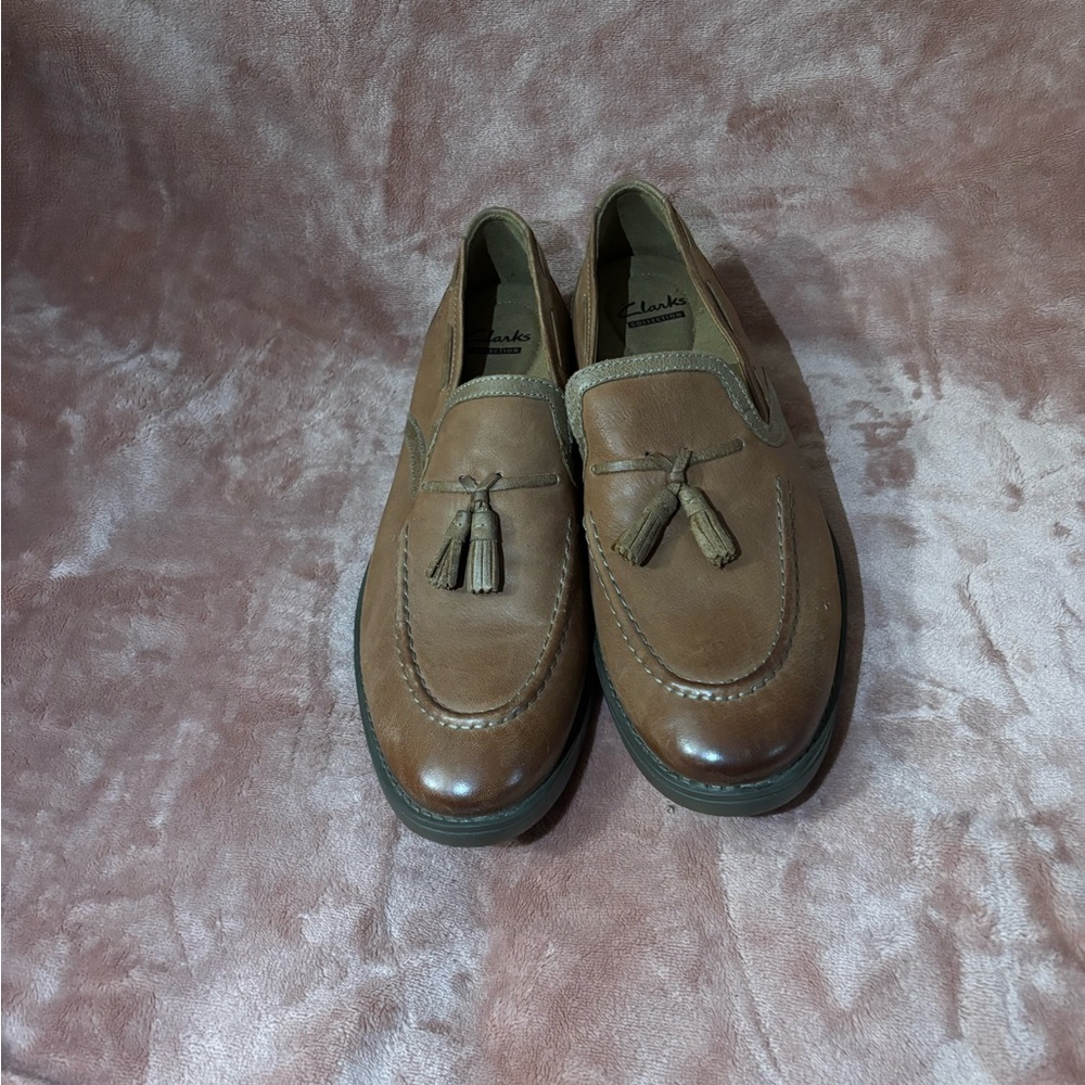 Clarks Men's Tan Leather Tassel Loafers